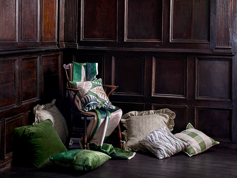 Scatter cushions in Exclusive fabrics